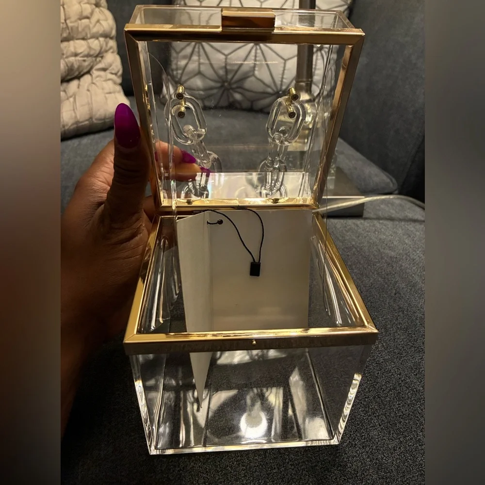 Clear acrylic purse with chain